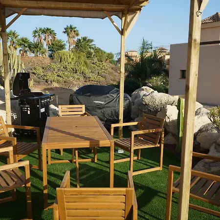 Villa Luxury Amarilla Golf *