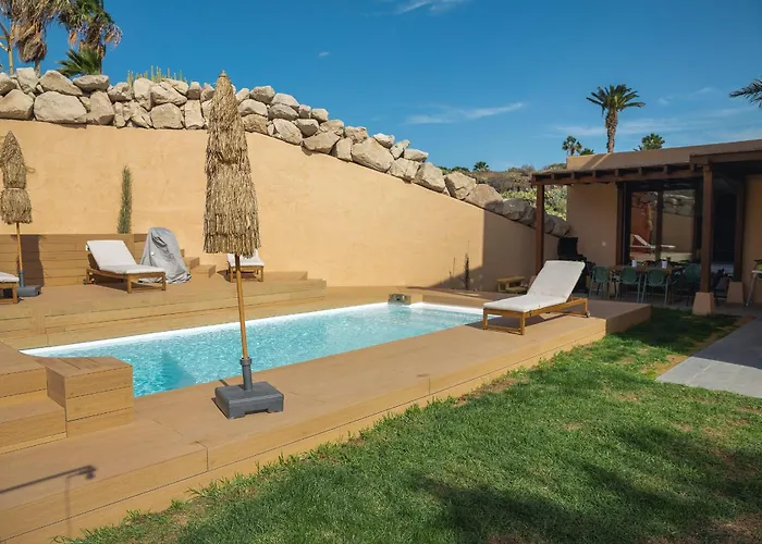 Luxury Amarilla Golf