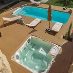 Villa Luxury Amarilla Golf